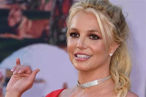 De Britney Spears Conservatorship: Een Decennium van Controle en de Velichtasing naar Vrijheid!