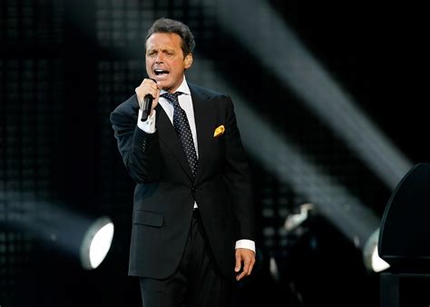 De Luis Miguel Comeback Tour: Een avond vol nostalgie en Latin Vibes!