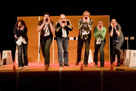 Impressieve Improvisatie: Isolde Taylor’s Onverwachte Stand-Up Show in Amsterdam!